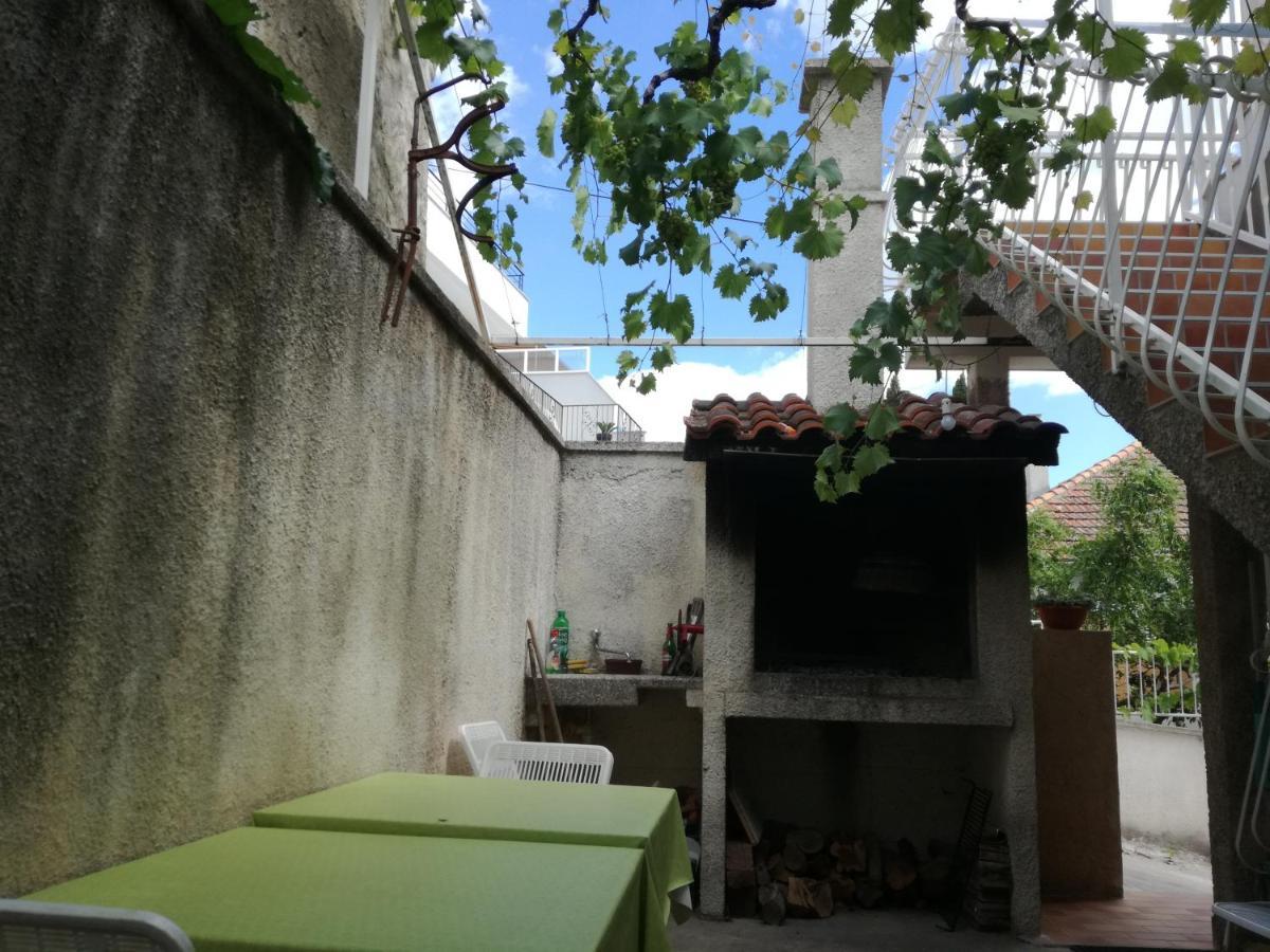 Apartments Nera Tisno Exterior foto
