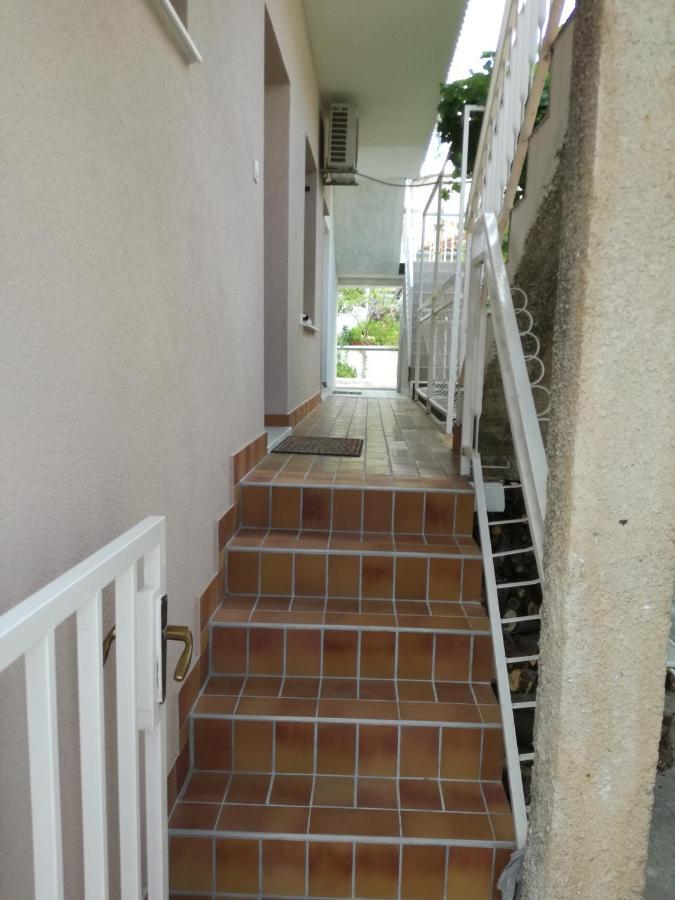Apartments Nera Tisno Exterior foto