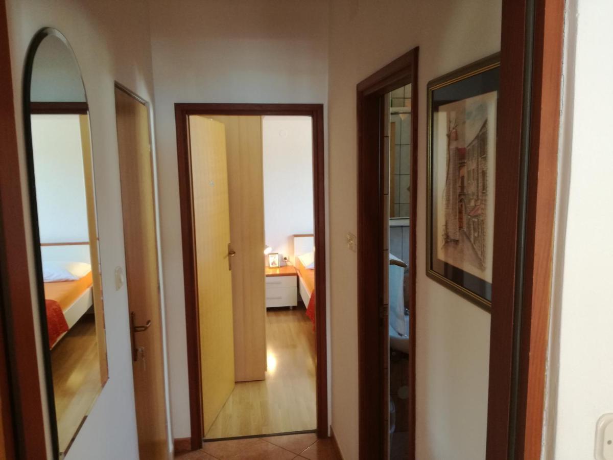 Apartments Nera Tisno Exterior foto